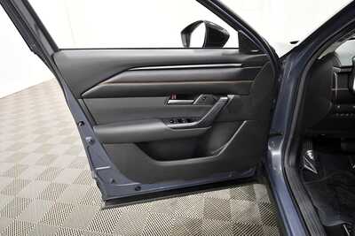 2025 Mazda CX-50, $31892. Photo 12
