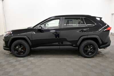 2025 Toyota RAV4, $35621. Photo 4