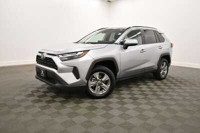 2025 Toyota RAV4, $36062. Photo 2