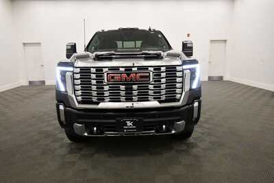 2025 GMC 3500 Crew Cab, $73349. Photo 11