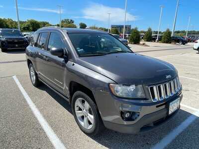 2016 Jeep Compass, $9349. Photo 2