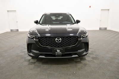 2025 Mazda CX-50, $27349. Photo 11