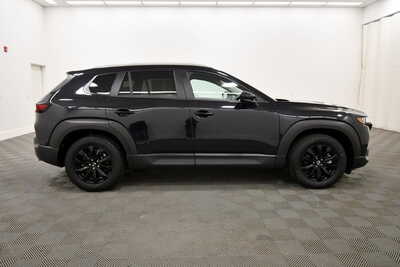 2025 Mazda CX-50, $27349. Photo 9