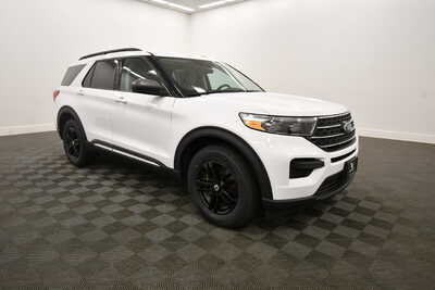 2023 Ford Explorer, $28349. Photo 10