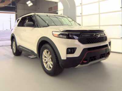 2023 Ford Explorer, $35349. Photo 2