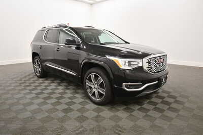 2017 GMC Acadia, $15843. Photo 10