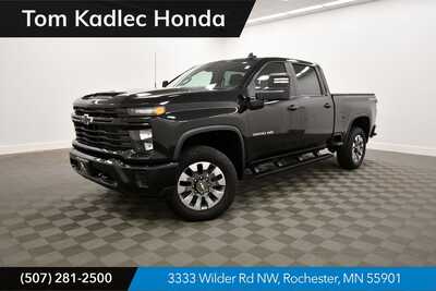 2025 Chevrolet 2500 Crew Cab, $50849. Photo 1