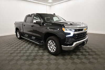 2024 Chevrolet 1500 Crew Cab, $39349. Photo 10