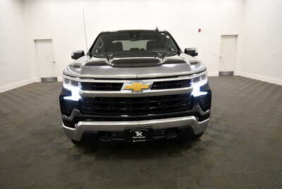 2024 Chevrolet 1500 Crew Cab, $39349. Photo 11