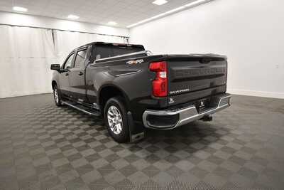 2024 Chevrolet 1500 Crew Cab, $39349. Photo 5