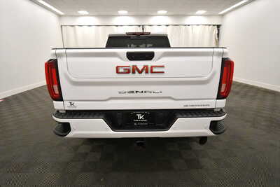 2023 GMC 3500 Crew Cab, $62349. Photo 6