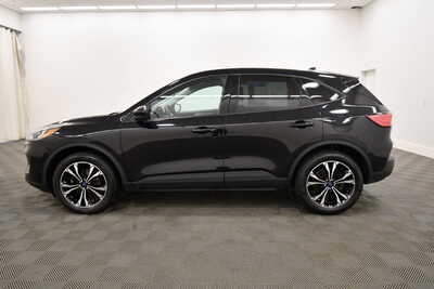 2022 Ford Escape, $22349. Photo 4