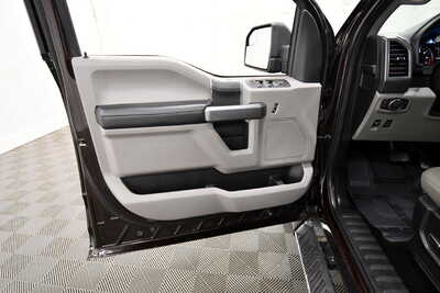 2018 Ford F150 Crew Cab, $19145. Photo 12