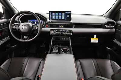 2026 Honda Pilot, $58385. Photo 10