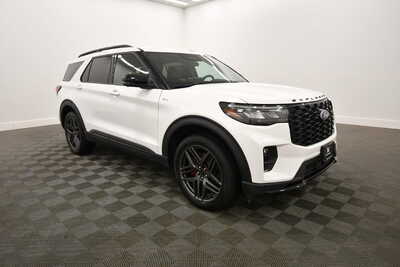 2025 Ford Explorer, $37849. Photo 10