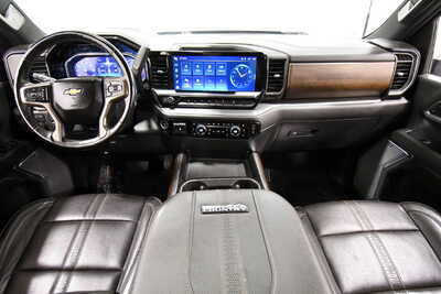 2024 Chevrolet 3500 Crew Cab, $60349. Photo 3