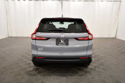 2027 Honda CR-V, $35025. Photo 6