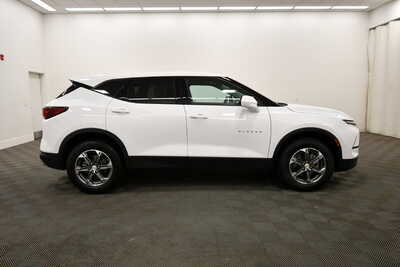 2025 Chevrolet Blazer, $28849. Photo 9