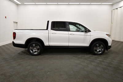 2024 Honda Ridgeline, $34849. Photo 9
