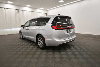 2024 Chrysler Pacifica, $35349. Photo 5