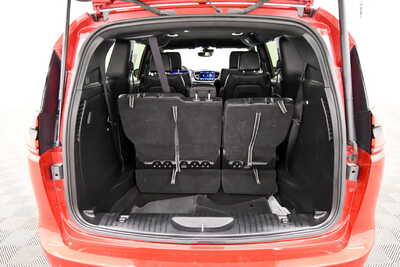 2025 Chrysler Pacifica, $28849. Photo 7