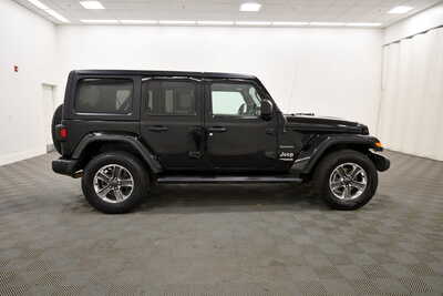 2022 Jeep Wrangler Unlimited, $26849. Photo 9