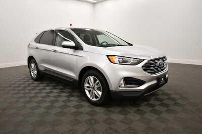2019 Ford Edge, $18329. Photo 10
