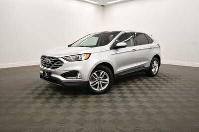 2019 Ford Edge, $18329. Photo 2