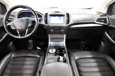 2019 Ford Edge, $18329. Photo 3