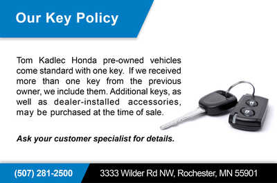 2017 Honda CR-V, $22349. Photo 3