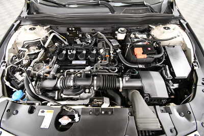 2018 Honda Accord, $21149. Photo 12