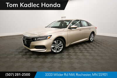 2018 Honda Accord, $21149. Photo 1