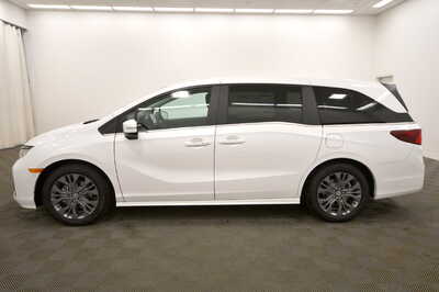2027 Honda Odyssey, $49945. Photo 4