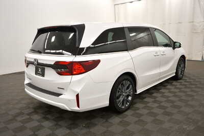 2027 Honda Odyssey, $49945. Photo 7