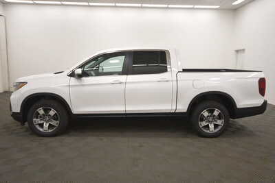 2026 Honda Ridgeline, $45645. Photo 4