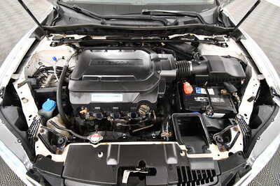 2014 Honda Accord, $12847. Photo 12