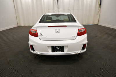 2014 Honda Accord, $12847. Photo 6