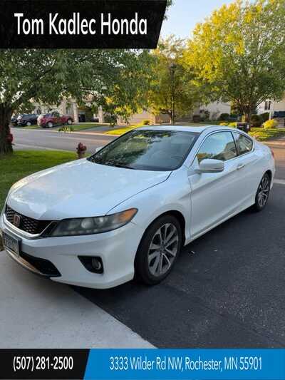 2014 Honda Accord, $13349. Photo 1