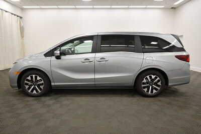 2027 Honda Odyssey, $44790. Photo 4
