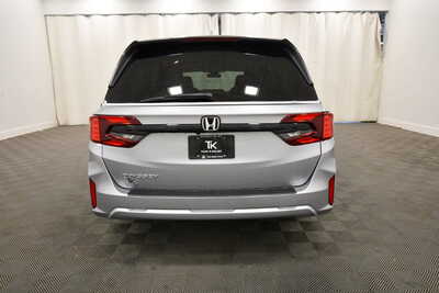 2027 Honda Odyssey, $44790. Photo 6
