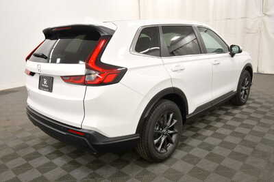 2027 Honda CR-V, $39305. Photo 7