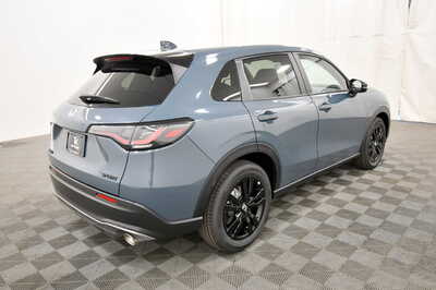 2027 Honda HR-V, $31905. Photo 7