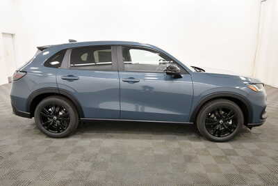 2027 Honda HR-V, $31905. Photo 8