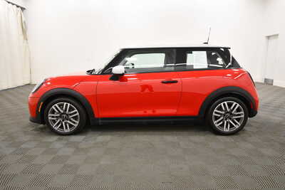 2025 MINI Cooper, $26349. Photo 4