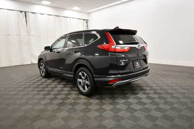 2019 Honda CR-V, $22349. Photo 5
