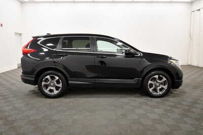 2019 Honda CR-V, $22349. Photo 9