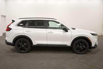 2027 Honda CR-V, $44955. Photo 8