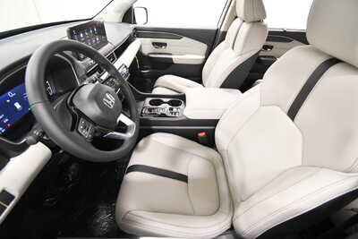 2026 Honda Pilot, $54090. Photo 6