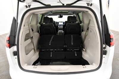 2024 Chrysler Pacifica, $35349. Photo 7