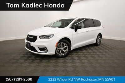 2024 Chrysler Pacifica, $35349. Photo 1